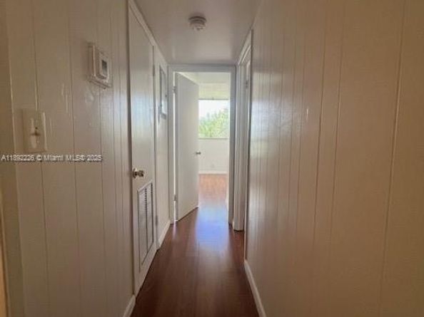 920 NE 199th St 4S, Miami FL 33179