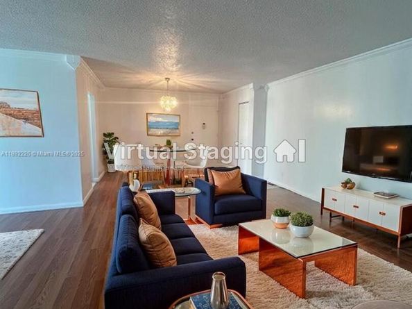 920 NE 199th St 4S, Miami FL 33179