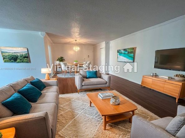 920 NE 199th St 4S, Miami FL 33179
