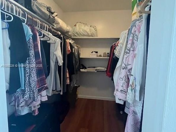 920 NE 199th St 4S, Miami FL 33179