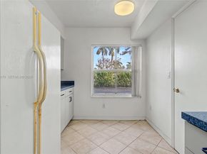 1550 N Trafalgar Cir, Hollywood FL 33020