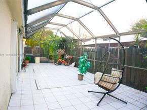 5141 NW 101st Pl, Doral FL 33178