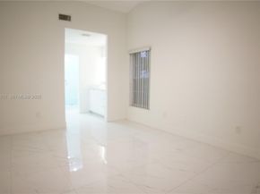 5141 NW 101st Pl, Doral FL 33178