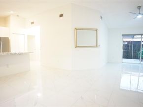 5141 NW 101st Pl, Doral FL 33178