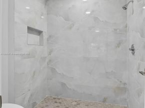 8067 Summerbreeze Ln, Boca Raton FL 33496