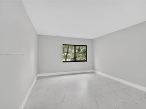 8067 Summerbreeze Ln, Boca Raton FL 33496