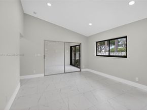 8067 Summerbreeze Ln, Boca Raton FL 33496