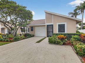 8067 Summerbreeze Ln, Boca Raton FL 33496