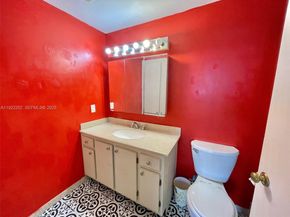 4001 Hillcrest Dr 609, Hollywood FL 33021