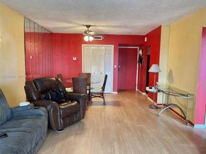 4001 Hillcrest Dr 609, Hollywood FL 33021