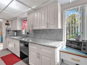 1321 SW 124th Ct 18A, Miami FL 33184