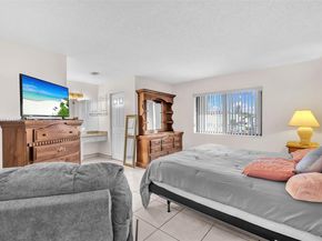 1321 SW 124th Ct 18A, Miami FL 33184