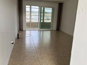 9041 Sunrise Lakes Blvd 303, Sunrise FL 33322