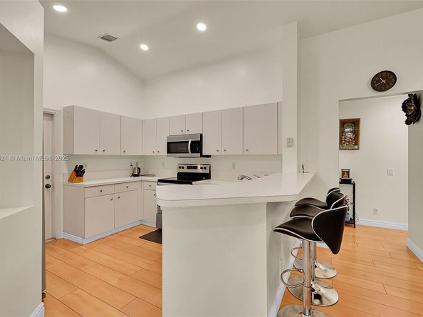 1347 Plumosa Way, Weston FL 33327