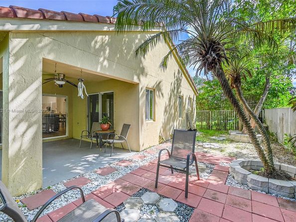 1347 Plumosa Way, Weston FL 33327