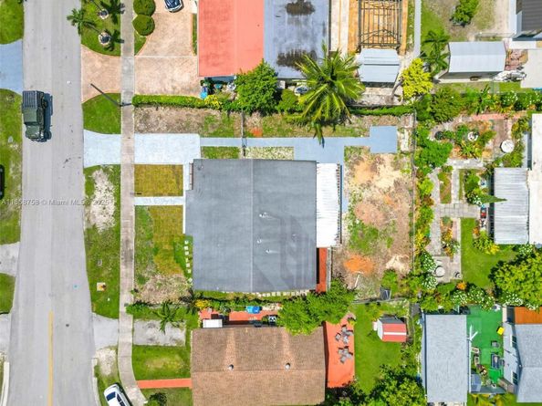 11711 SW 181st Ter, Miami FL 33177