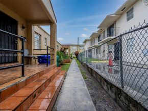1345 SW 7th ST, Miami FL 33135