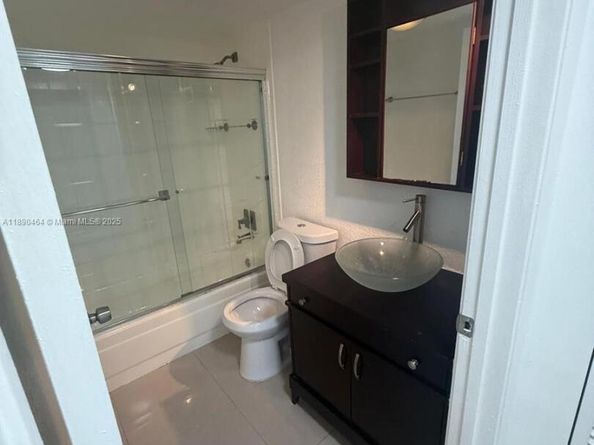 850 N Miami Ave W905, Miami FL 33136