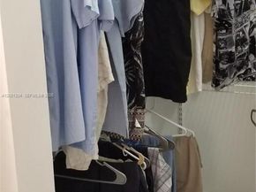 14201 N Kendall Dr 212D, Miami FL 33186