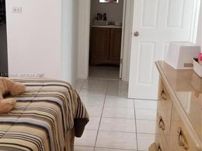 14201 N Kendall Dr 212D, Miami FL 33186