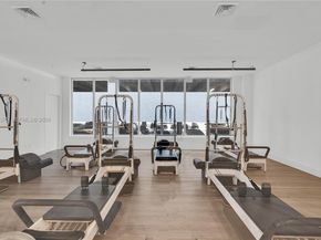 7751 NW 107th Ave 518, Doral FL 33178