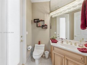 2488 Provence Cir, Weston FL 33327