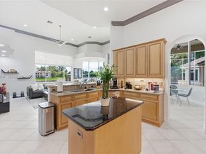 2488 Provence Cir, Weston FL 33327