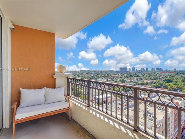 3232 SW 22nd Ter 1703, Miami FL 33145