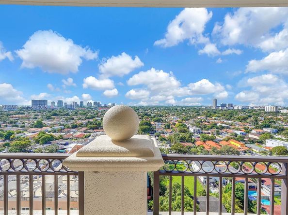 3232 SW 22nd Ter 1703, Miami FL 33145