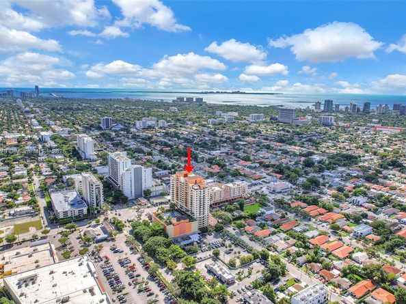 3232 SW 22nd Ter 1703, Miami FL 33145