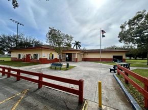 20020 Bel Aire Dr, Cutler Bay FL 33189