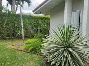 20020 Bel Aire Dr, Cutler Bay FL 33189