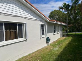 20020 Bel Aire Dr, Cutler Bay FL 33189
