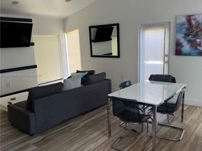 265 NE 151st St, Miami FL 33162