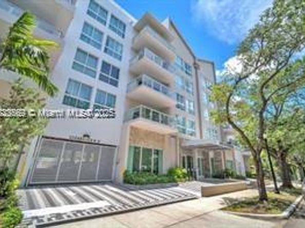 1850 Monroe 303, Hollywood FL 33020