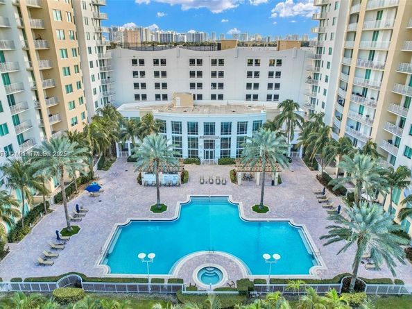 1745 E Hallandale Beach Blvd 501W, Hallandale Beach FL 33009