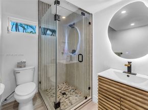 516 NE 6th Ave, Deerfield Beach FL 33441