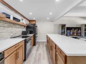 516 NE 6th Ave, Deerfield Beach FL 33441