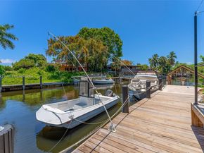 516 NE 6th Ave, Deerfield Beach FL 33441