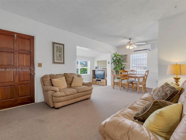 167 W 34th St, Hialeah FL 33012