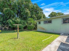 167 W 34th St, Hialeah FL 33012