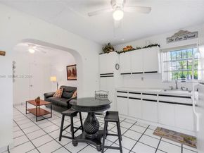 167 W 34th St, Hialeah FL 33012