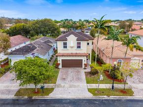 1097 NE 40th Rd, Homestead FL 33033