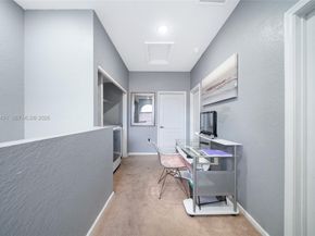 1097 NE 40th Rd, Homestead FL 33033