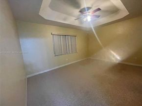 1650 NE 33rd Rd 11210, Homestead FL 33033