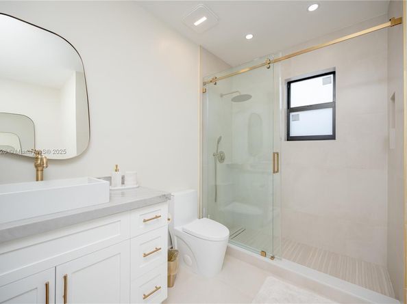 15282 SW 173rd Ln, Miami FL 33187