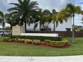 15282 SW 173rd Ln, Miami FL 33187