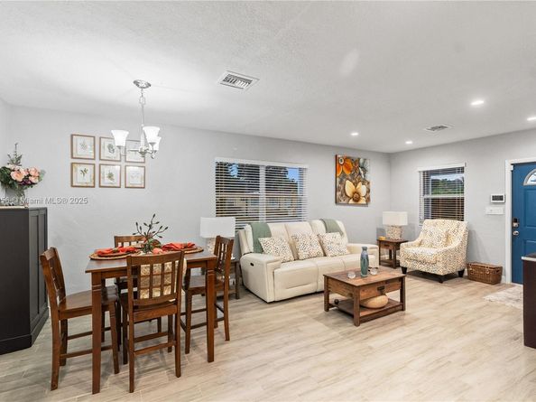 1700 NW 13th St, Fort Lauderdale FL 33311