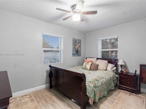 1700 NW 13th St, Fort Lauderdale FL 33311