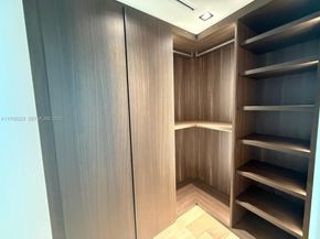 125 SW 29th Rd, Miami FL 33129